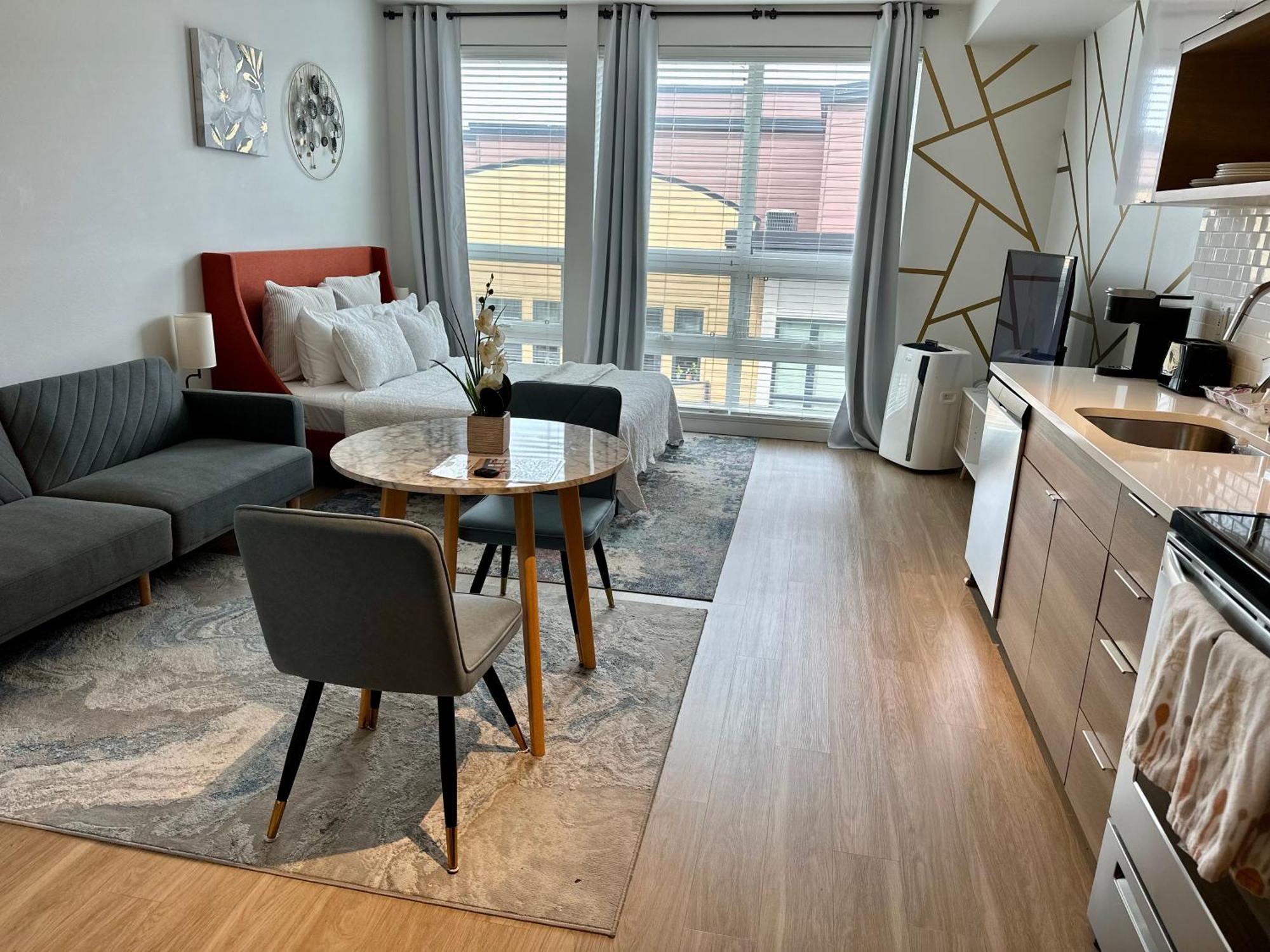 Top Luxury Lifestyle- Downtown Tacoma Near Everything Convention Center And More Экстерьер фото